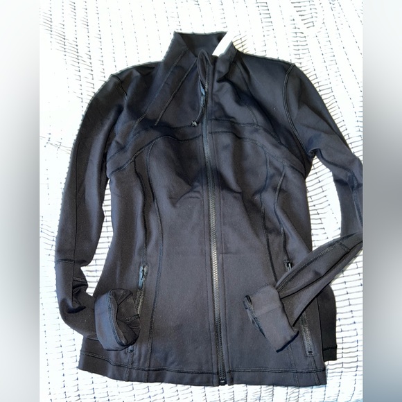 NWT Black LuluLemon Define Jacket Size 8 - Picture 1 of 3